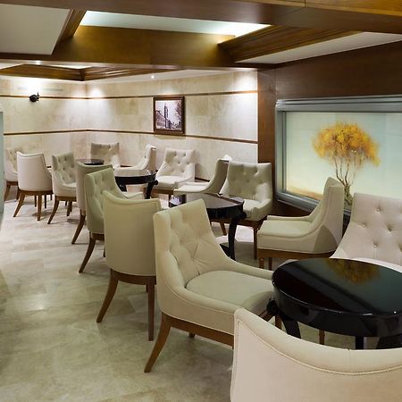 Hotel Central Nyiregyhaza Ngoại thất bức ảnh