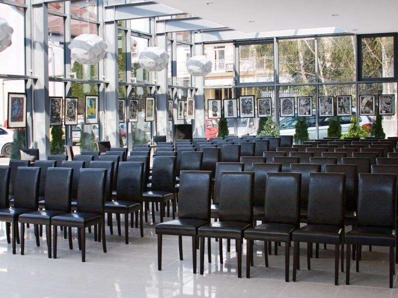 Hotel Central Nyiregyhaza Tiện nghi bức ảnh